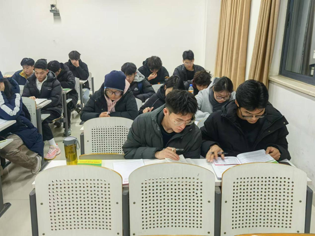 图片2.png 图片2.png